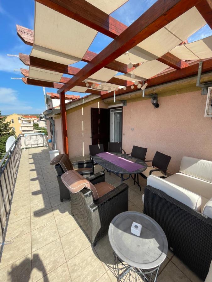 Apartments Anka I Kresimir ซรีมา ภายนอก รูปภาพ